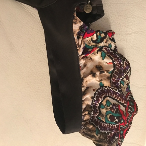 Vintage Just Cavalli multicolor top in 10/10 condition - Picture 3 of 4